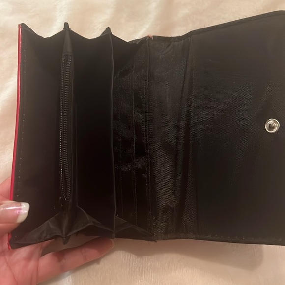 Red super cute wallet - Picture 2 of 4